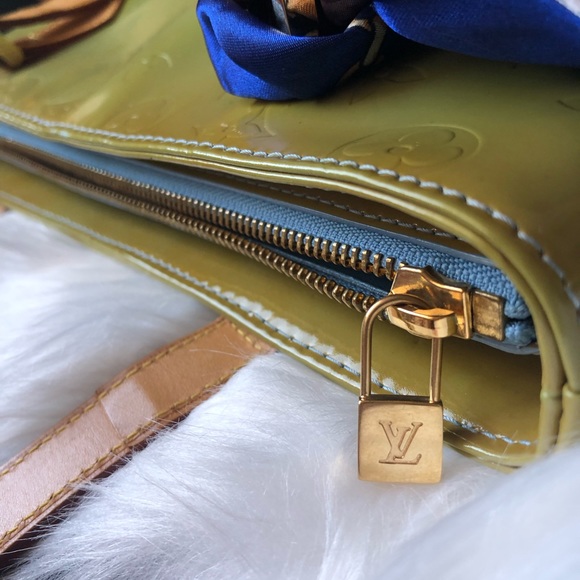 Authentic Louis Vuitton Huston Vernis bag - Picture 8 of 16